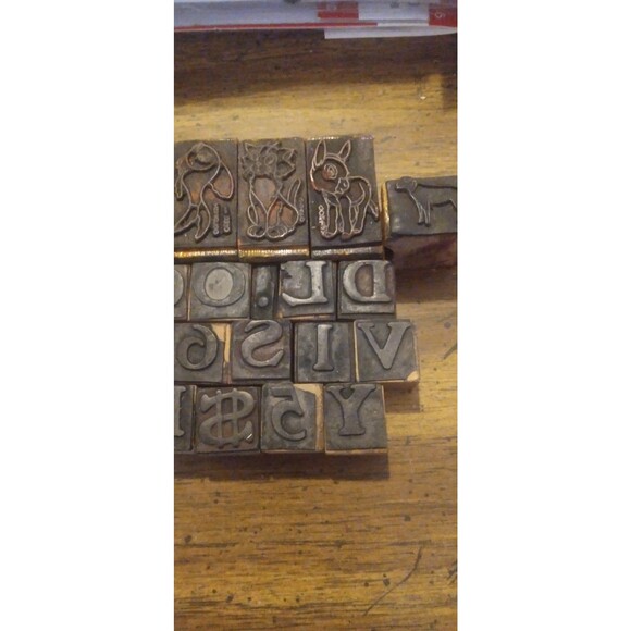 31 Vintage Wooden Rubber Stamps Numbers, Letter and Symbols  4 Blanks - Picture 5 of 6